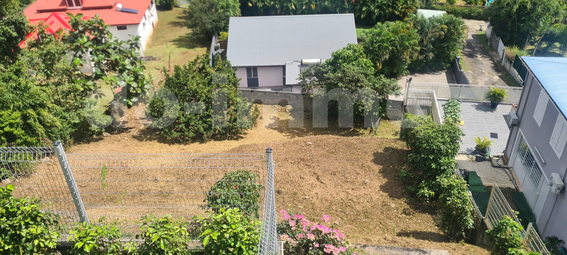 Terrain  LE GOSIER