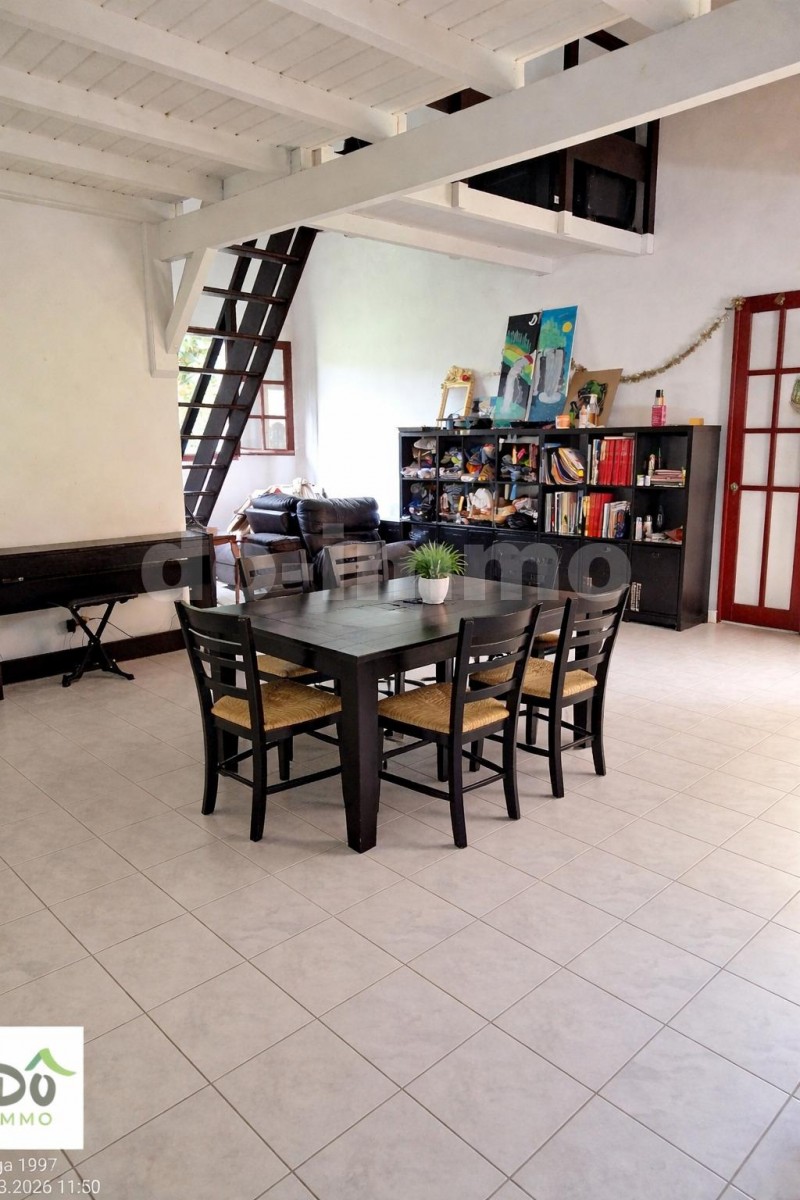 Maison traditionnelle 4 Pièce(s) PETIT-BOURG